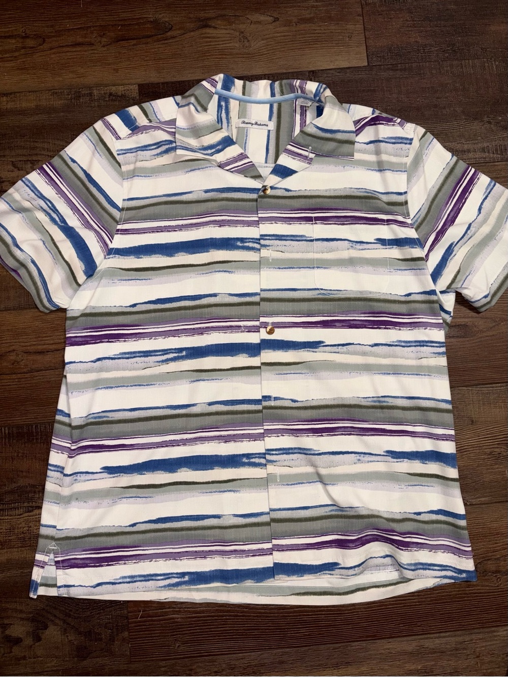 Tommy Bahama Men’s XL Camp Shirt Blue Purple Striped Button Front Hawaiian
